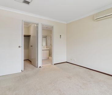 17A Godbold Close - Photo 5