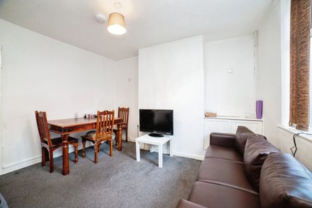 George Street - Photo 2