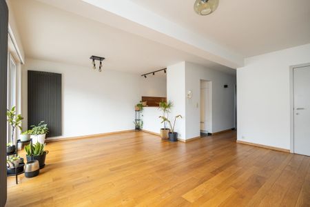 Gelijkvloers appartement met uniek terras op toplocatie - Photo 2