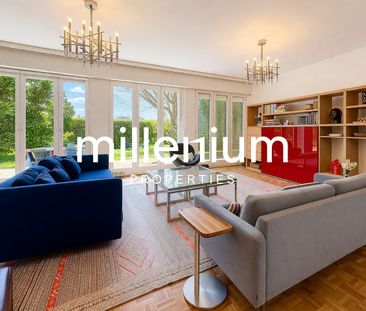 Splendide villa d'architecte dans un cadre verdoyant - Photo 2