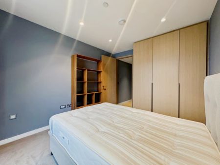 2 Bedroom 2 Bathroom Flat56 - Photo 2