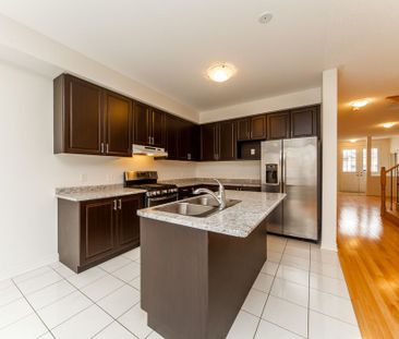 For Lease - 27 Vezna Crescent, Brampton, Ontario - Photo 4