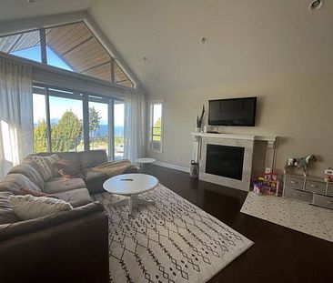 4 Beds& 3 Bath house, gorgeous Ocean View - Photo 1