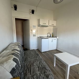 Location Appartement 1 pièce 10m² - Photo 2