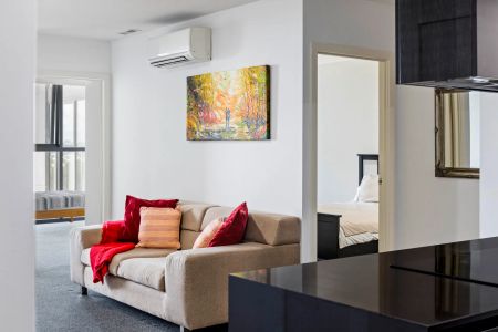 18th Floor with Spectacular Views - Photo 4