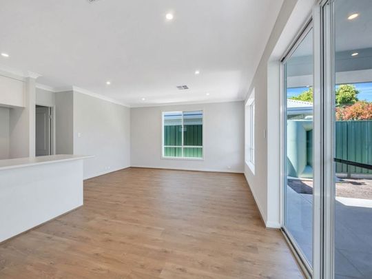 6 Plover Lane, Encounter Bay SA 5211 - House For Rent | Domain - Photo 1