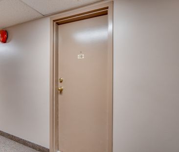 For Lease - 41 Valleyview Road, Kitchener, Ontario - Photo 6