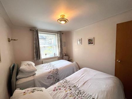 2 bedroom apartment to rent - Photo 5