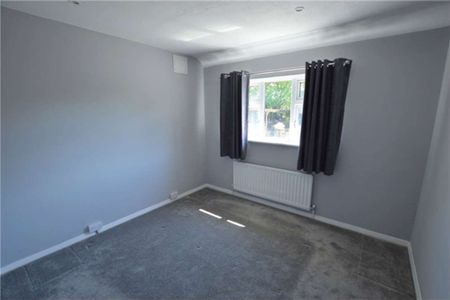 Morgan Drive, kent, London - Photo 2