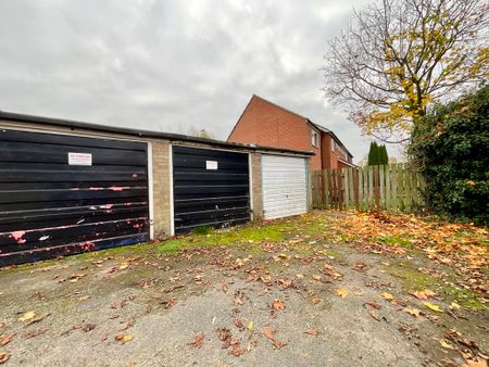 2 bedroom End Terraced House to let - Photo 2