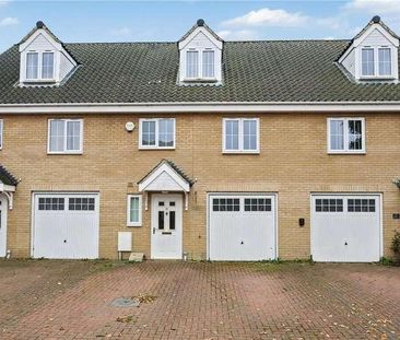 Wellesley Close, Poringland, Norwich, Norfolk, NR14 - Photo 2