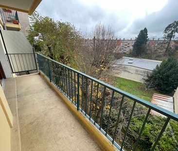 Location appartement 3 pièces, 64.00m², Châteauroux - Photo 3