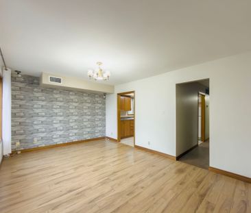 For Lease - 2311 Major Mackenzie Drive Unit# 4, Vaughan, Ontario - Photo 1