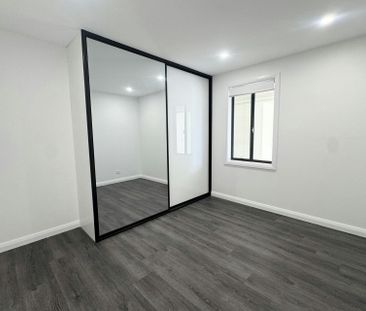 NEWLY RENOVATED FAMILY HOME - Photo 2