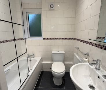 3 Bed End Terrace, Brynorme Road, M8 - Photo 4