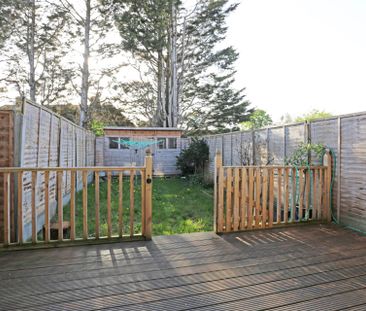 Price £1,850 pcm - Available Now - Part Furnished - Photo 1