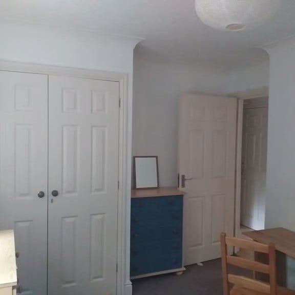 Room in a Shared Flat, Reservoir Close, CR7 - Photo 2