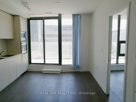 For Lease - 11 Wellesley Street Unit# 716, Toronto, Ontario - Photo 1