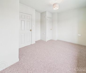 26 Ebor Parade, Belfast, BT12 6NS - Photo 4