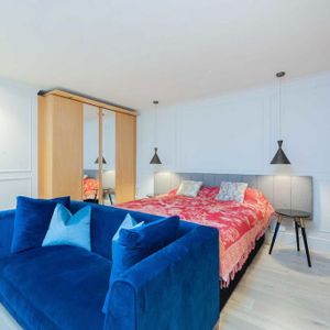 Studio to rent - Photo 2