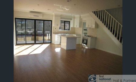 Comfortable Family Home in a Convenient Location - Photo 3