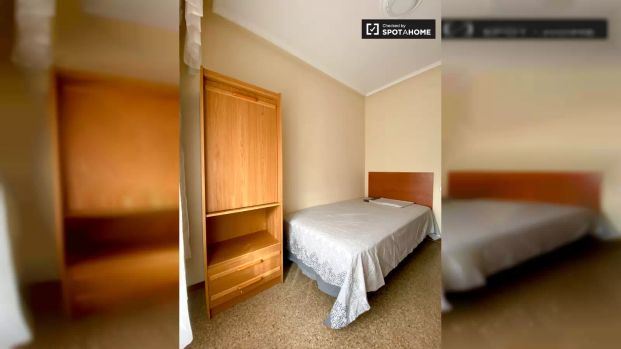 Rooms for rent in 4-bedroom apartment in Algirós - Photo 1