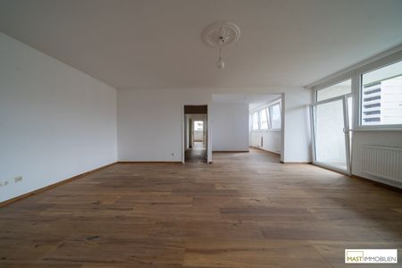 Zur Gänze sanierte 3 Zimmer-Wohnung mit großzügiger Loggia & Fernblick – Spitalgasse 1, Wiener Neustadt - Photo 4