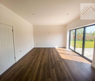 3 bedroom bungalow to rent - Photo 2