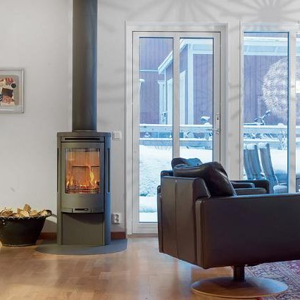 Modern Villa i Vallentuna/Täby Kyrkby - 4rok - tillsv - Photo 1