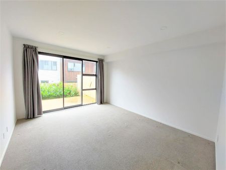 Large Townhouse in Sandringham! - Photo 5