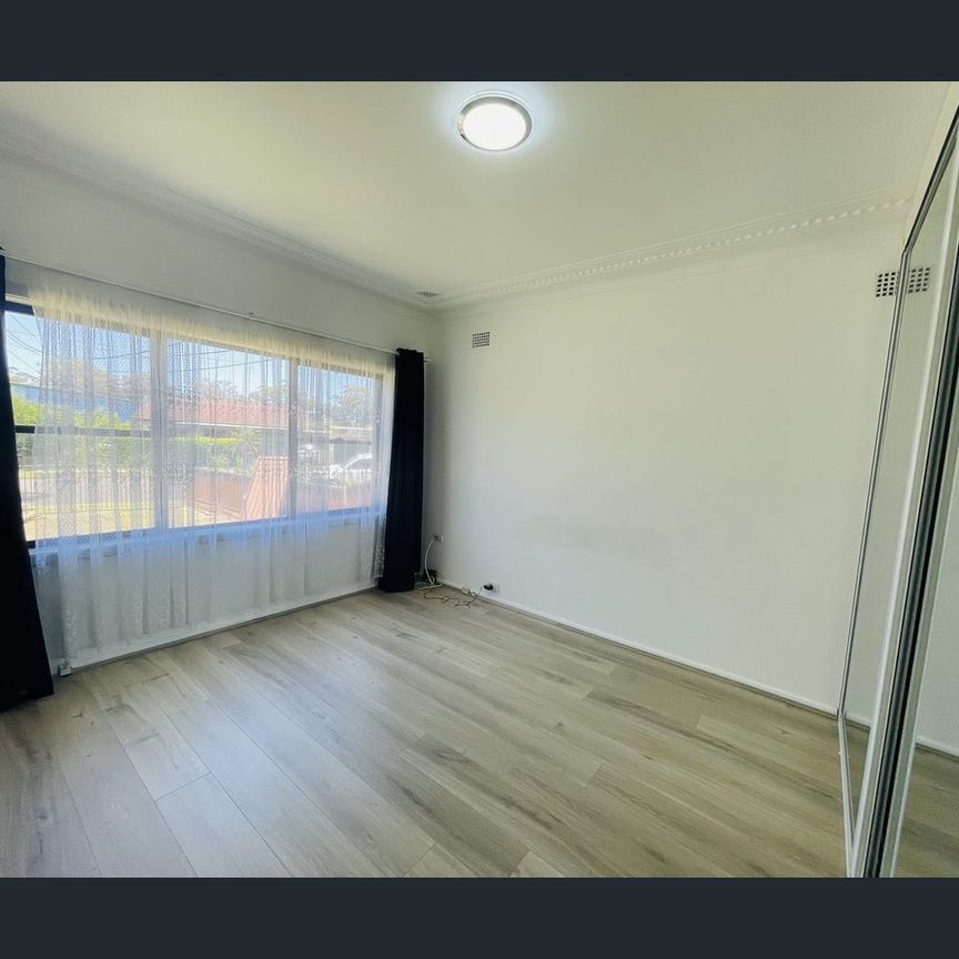8 Hilwa Street, Villawood, NSW 2163 - Photo 1