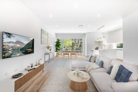 “DEPOSIT TAKEN - Renovated luxurious family home moments from Maroubra Beach” - Photo 4