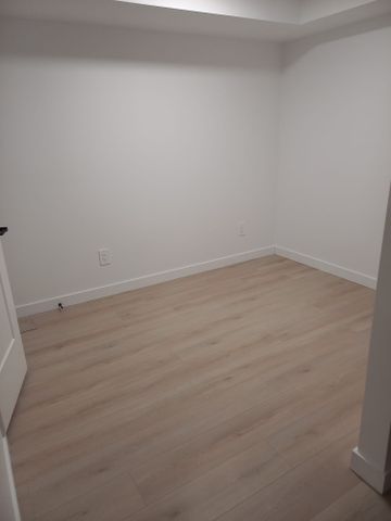 For Lease - 41 Mill Street Unit# 63, Kitchener, Ontario - Photo 2