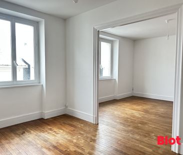 Location Appartement 3 pièces 87m² LORIENT 56100 - Photo 1