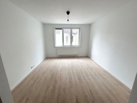 Appartement te huur - Foto 2