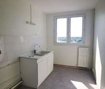 Appartement situé à Tours proche de toutes les commodités: commerces, écoles et bus. - Photo 2