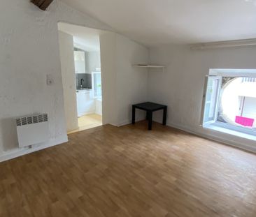 Location Appartement 1 pièce 22m² BORDEAUX 33000 - Photo 3