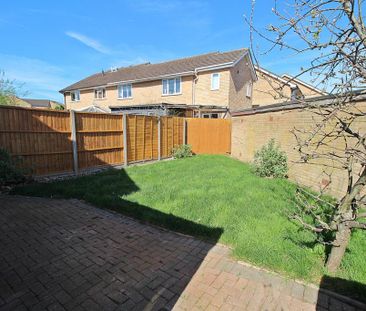 2 bedroom semi-detached house to rent - Photo 5