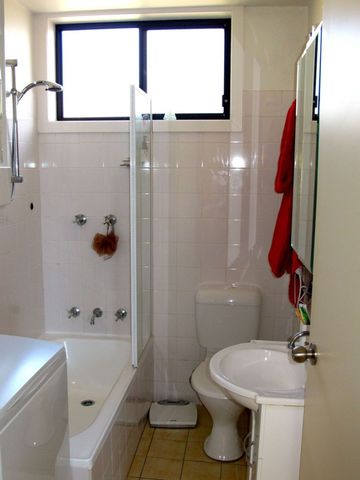 Modern 2 bedroom Apparent - Photo 5