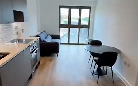 2 Bedroom 2 Bathroom - Photo 5