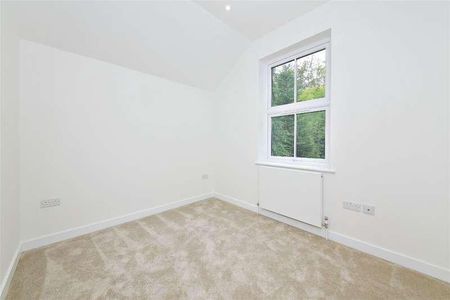 Watling Street, Radlett, Hertfordshire, WD7 - Photo 2