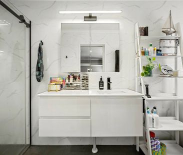 Low Maintenance Living. - Photo 2