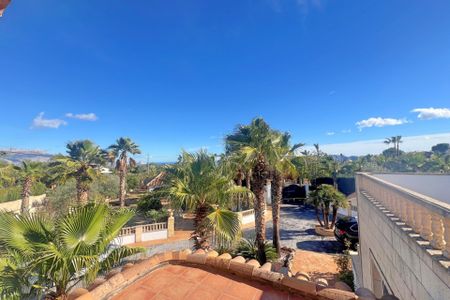 BEAUTIFUL SPACIOUS VILLA FOR LONG TERM RENTAL, LA NUCIA - Photo 2