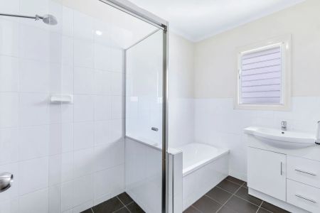 Spacious House Located on Quiet Greens Road - Photo 5