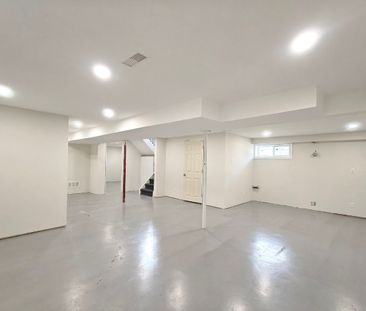For Lease - 698 Burton Drive, Innisfil, Ontario - Photo 1
