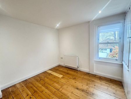 2 bedroom terraced house to rent - Photo 3