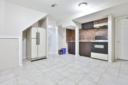 For Lease - 168 Old Sheppard Avenue Unit# Basement, Toronto, Ontario - Photo 2