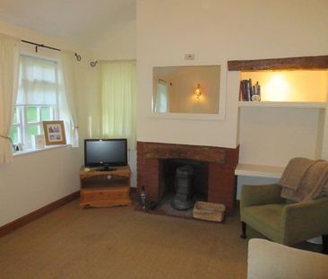 1 bedroom flat to rent - Photo 2
