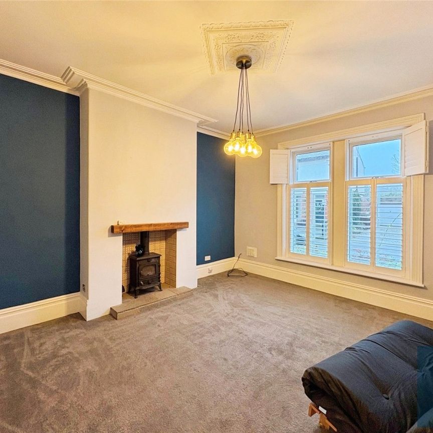 St Pauls Road, Mirfield, WF14 - Photo 1