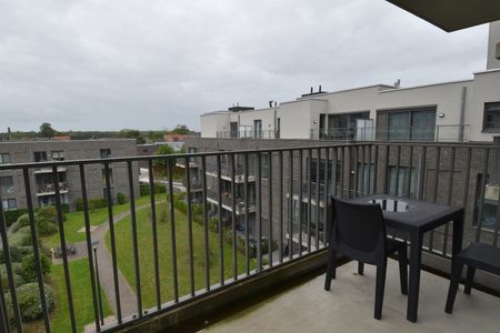 Instapklaar 2 slaapkamer appartement met 2 terrassen in hartje Gullegem - Foto 2